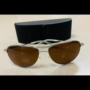 Oliver People’s Commander Polarized w/ case